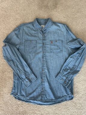 Johnnie-o Men's chambray Button-Up Shirt